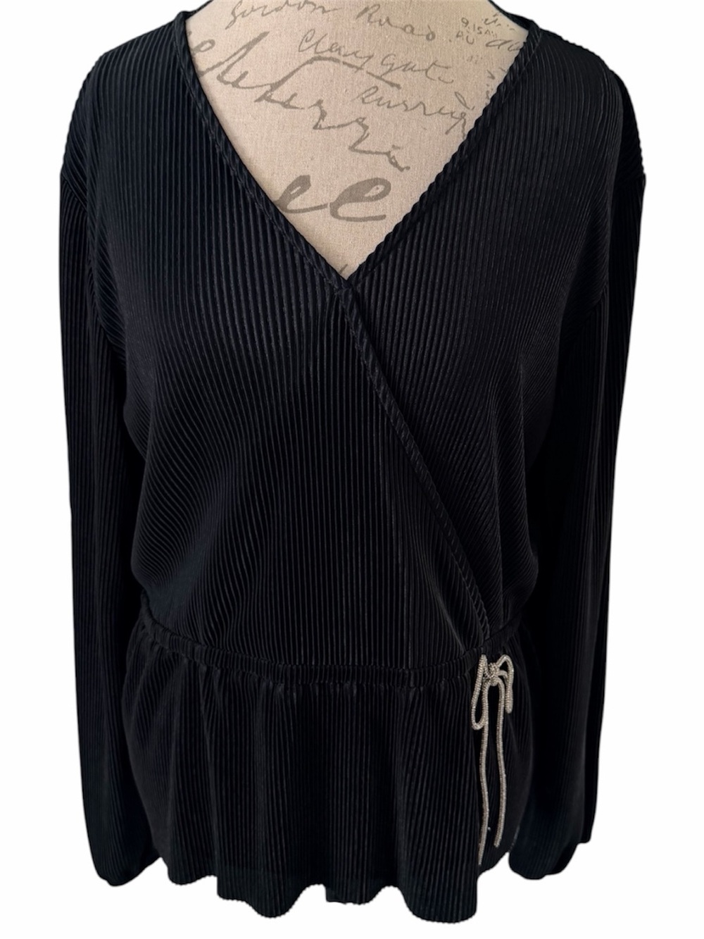 Maurices Black Pleated Rhinestone Bow Surplice Top – Size XL